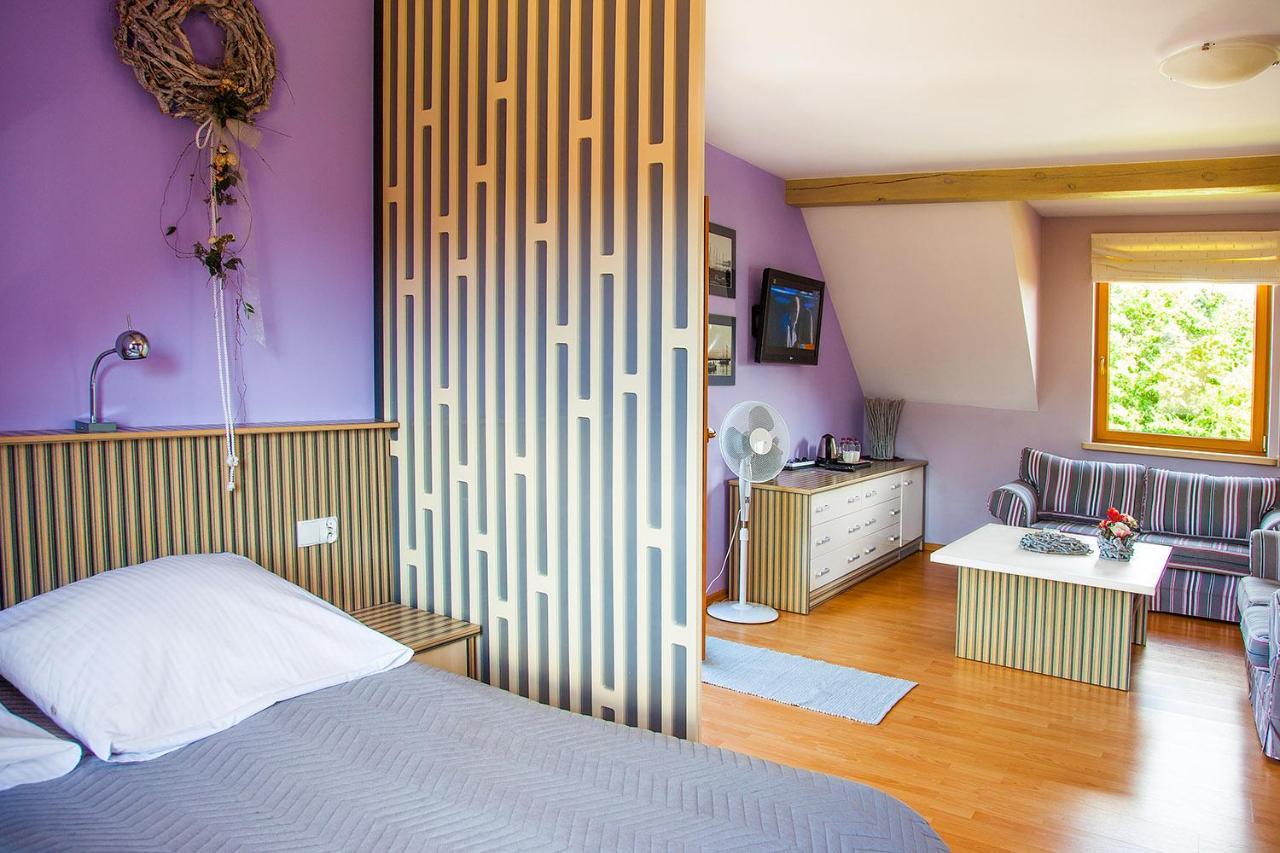 Sloneczny Port Bed & Breakfast Mikołajki Bagian luar foto