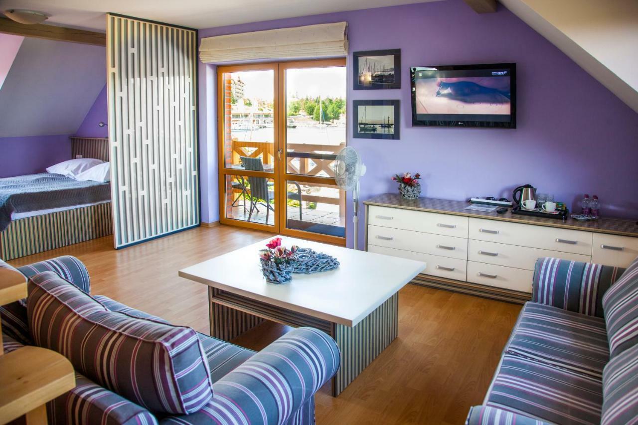 Sloneczny Port Bed & Breakfast Mikołajki Bagian luar foto