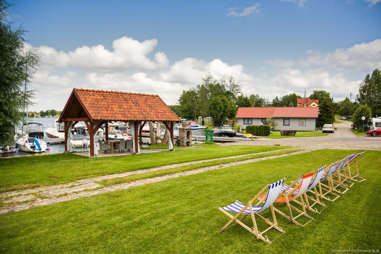 Sloneczny Port Bed & Breakfast Mikołajki Bagian luar foto