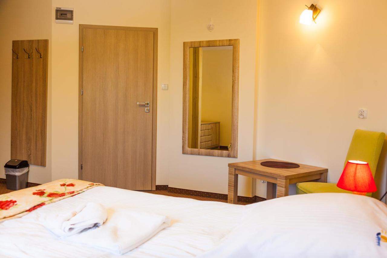 Sloneczny Port Bed & Breakfast Mikołajki Bagian luar foto
